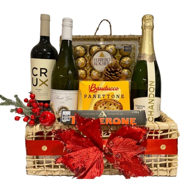Canasta de Navidad Elegante con Chandon y Vinos Finos